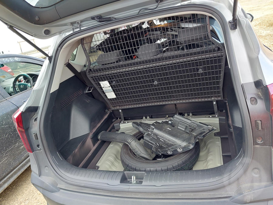2023 Kia Seltos LX 2.0P/IV  5710 - Used parts for sale