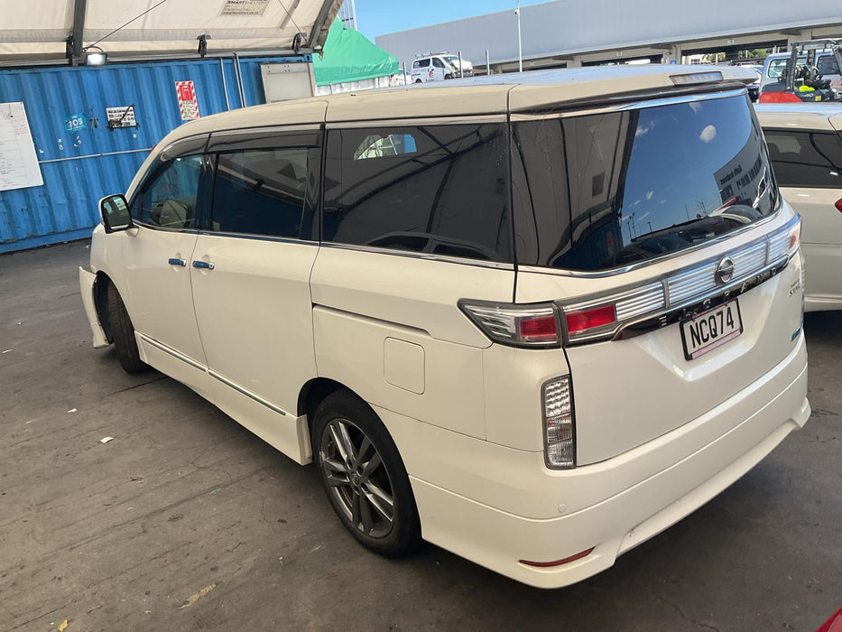 2013 Nissan Elgrand  E52 6076 - Used parts for sale