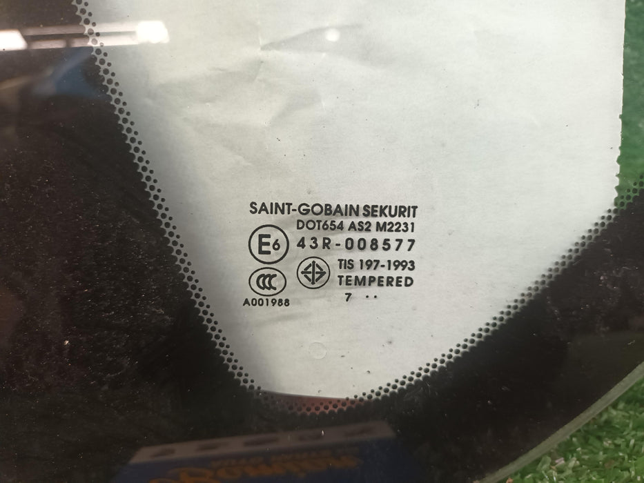 2008 Mazda 3 Axela Bk  Left Rear Cargo Glass