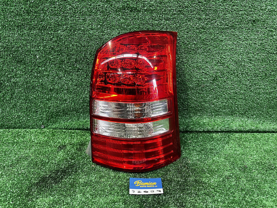 2005 Toyota Wish Hi E10 Right Taillight