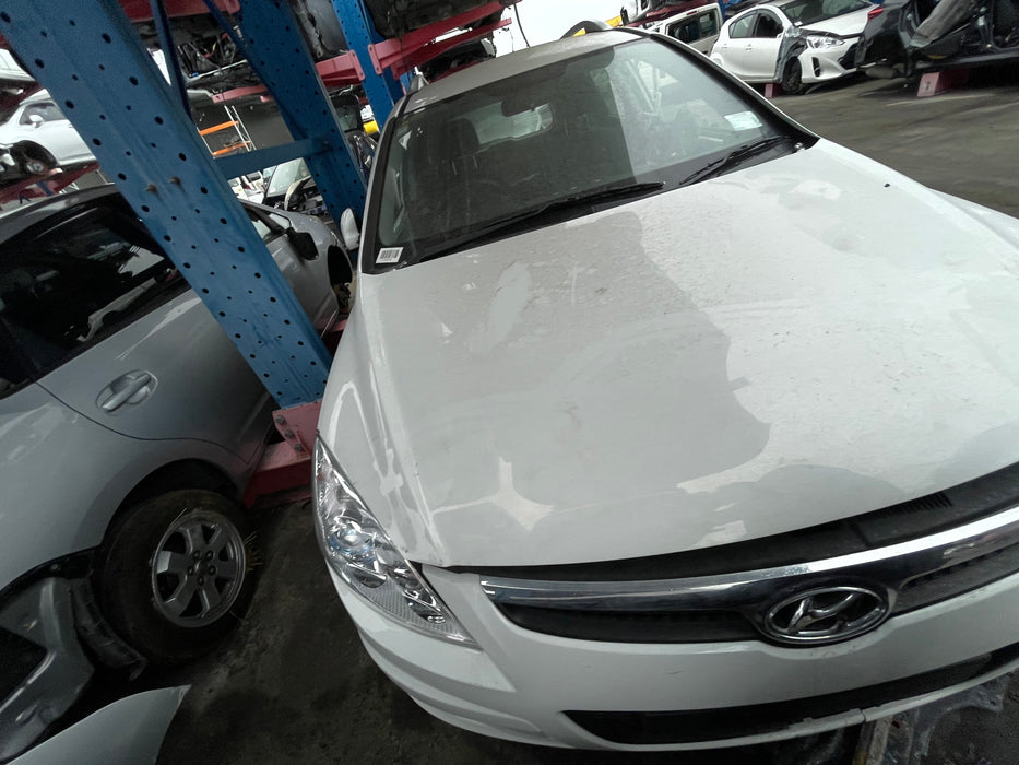 2011, Hyundai, 130