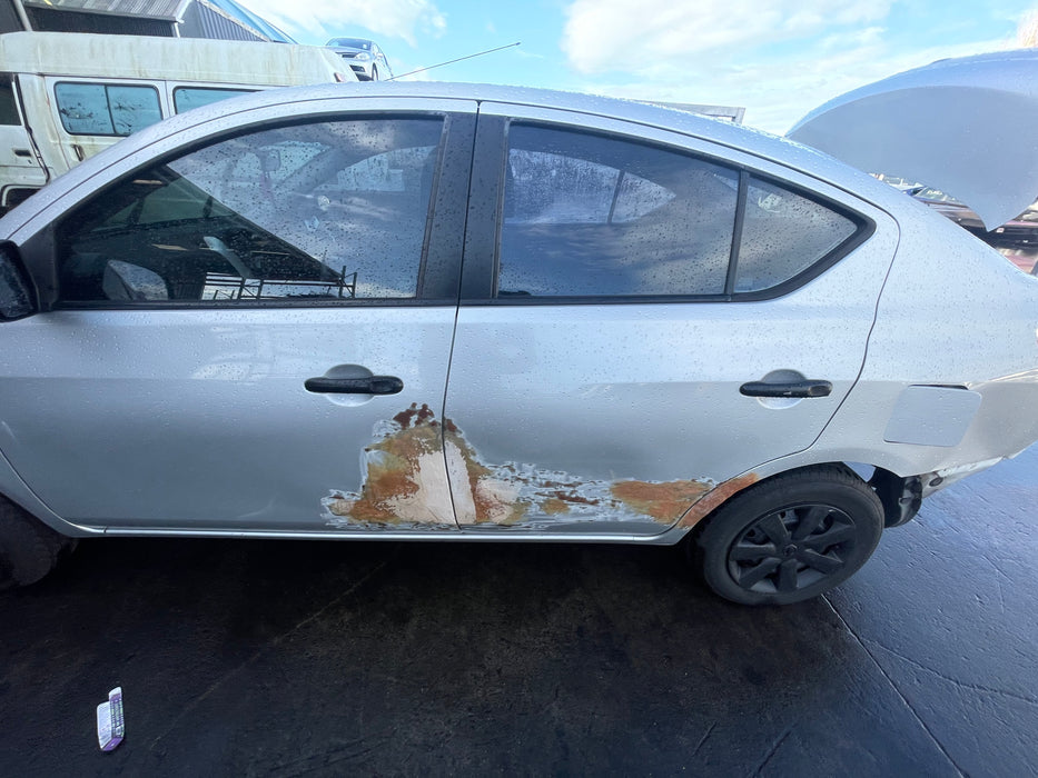 2014, Nissan, Tiida, N17-702471