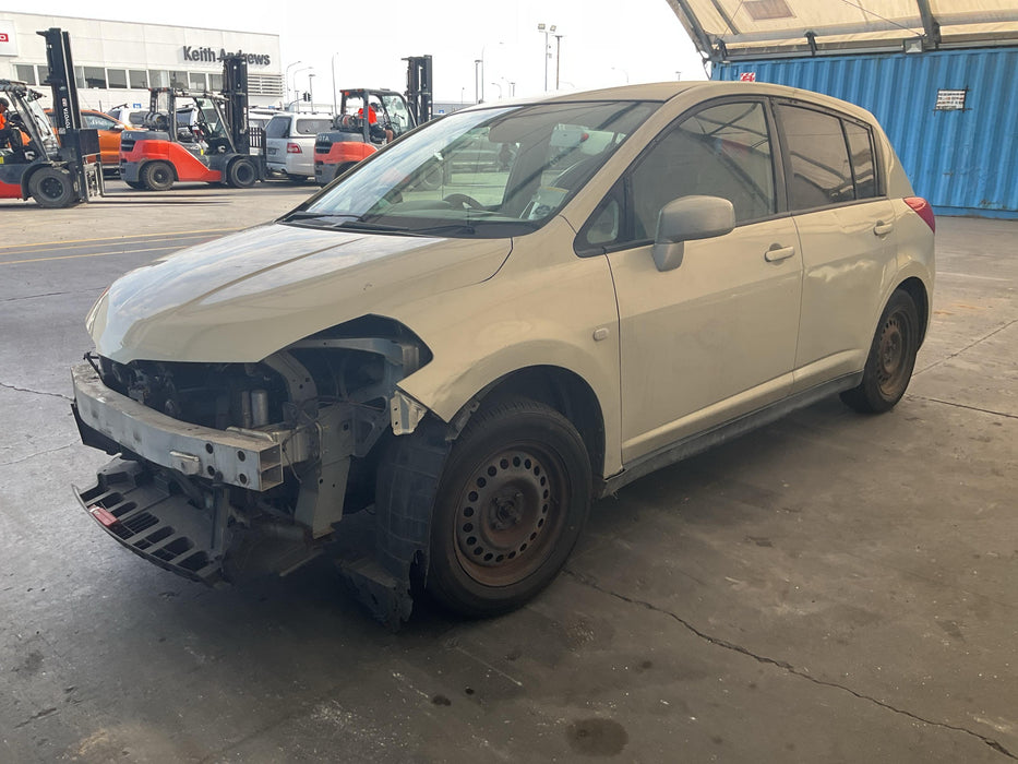 2006 Nissan Tiida   5447 - Used parts for sale