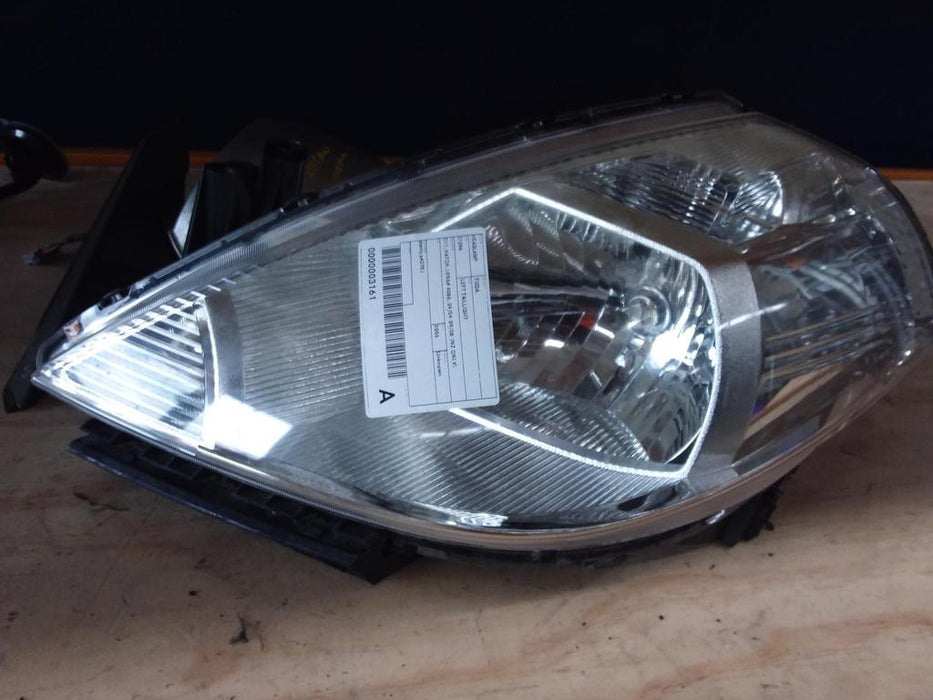 Nissan Tiida Tiida  Left Taillight