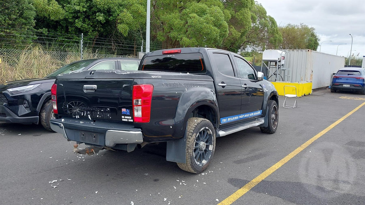 2013, Isuzu, D-Max, LS AUTO DC 2WD