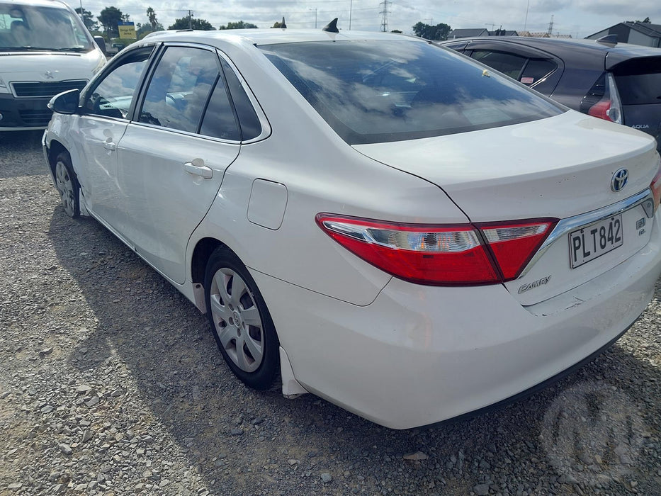 2015 Toyota Camry Hybrid XV50 6053 - Used parts for sale