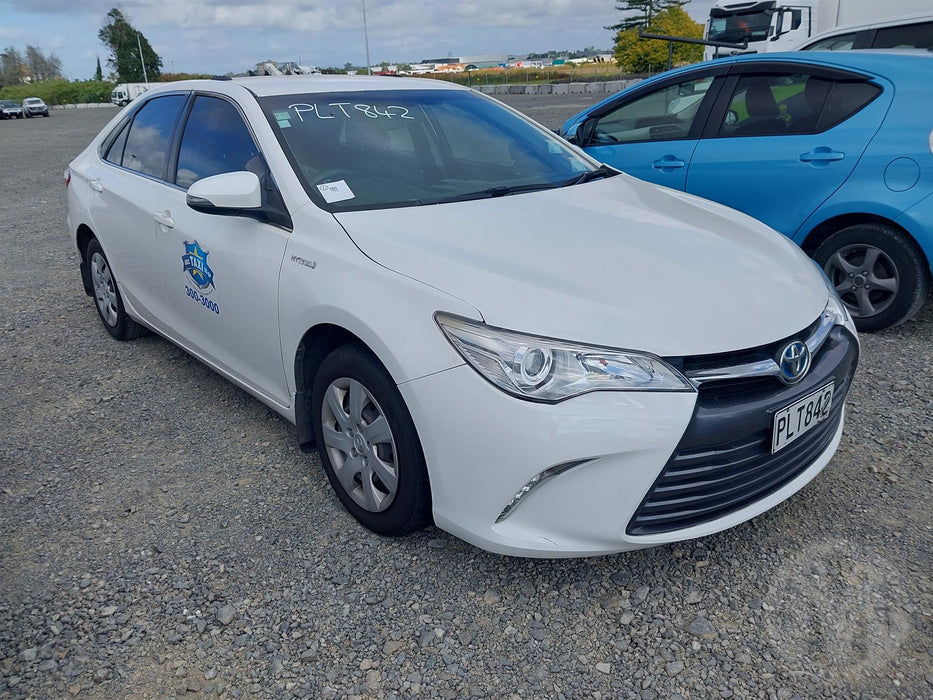 2015 Toyota Camry Hybrid XV50 6053 - Used parts for sale