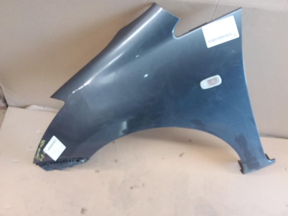 Toyota Wish Wish  Left Guard