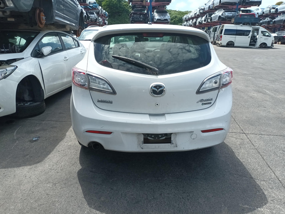 2011 Mazda Axela   5893 - Used parts for sale