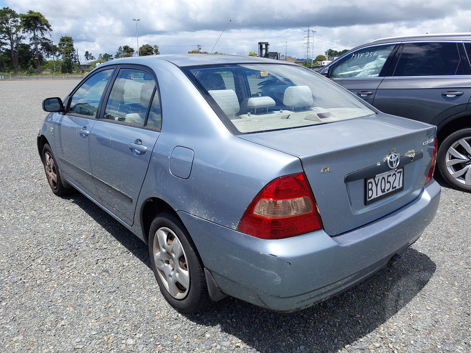 2004 Toyota Corolla  E120 5798 - Used parts for sale