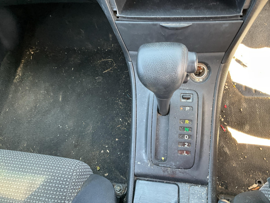 2005 Toyota Corolla 1.8P GL HATCH5 4A  5910 - Used parts for sale