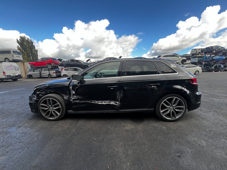 2015, Audi, A3, S3, WAUZZZ8V1FA093256