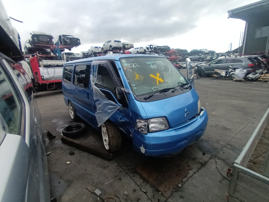 2005, Mitsubishi, Delica, SK82VM-302917