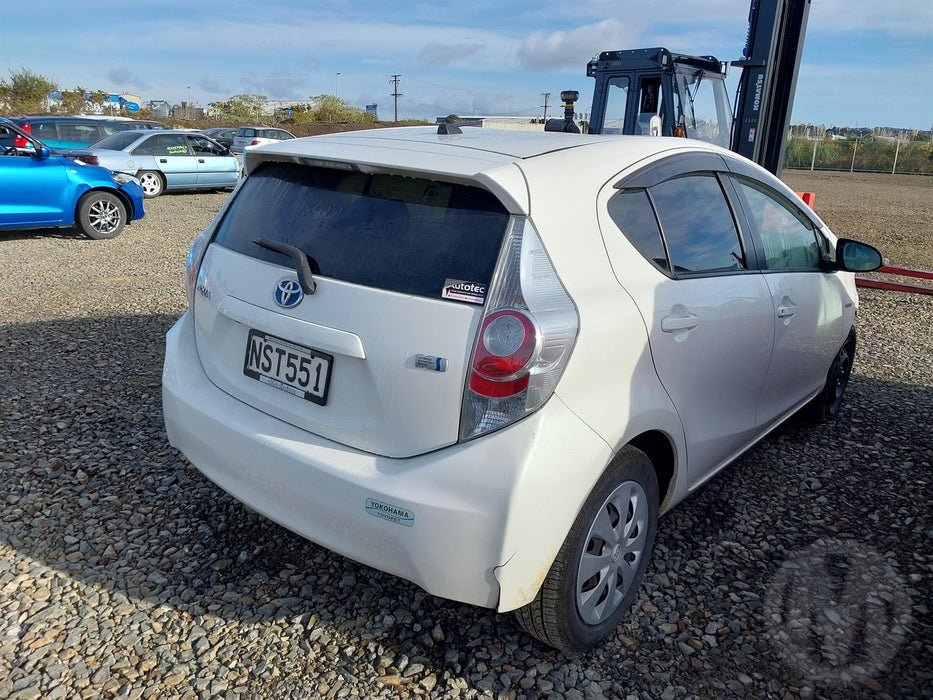 2013, Toyota, Aqua, NHP10-6125599