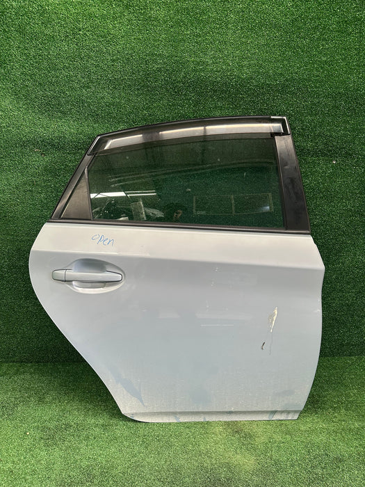 49159 2012 Toyota Prius Hybrid W30 Right Rear Door