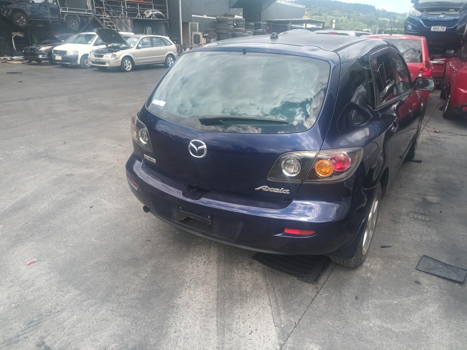 2005 Mazda 3 Axela Bk  5592 - Used parts for sale