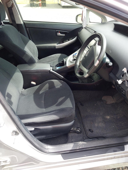 2015 Toyota Prius Hybrid W30 6021 - Used parts for sale