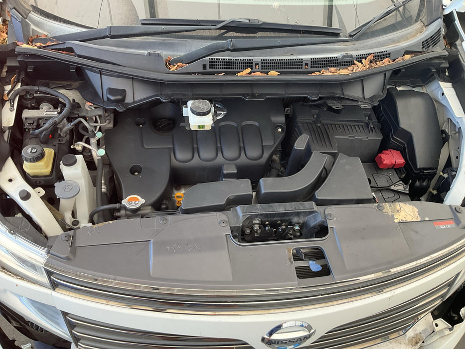 2013 Nissan Elgrand  E52 6076 - Used parts for sale
