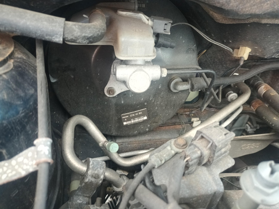 2005 Mazda Premacy  CR 5925 - Used parts for sale