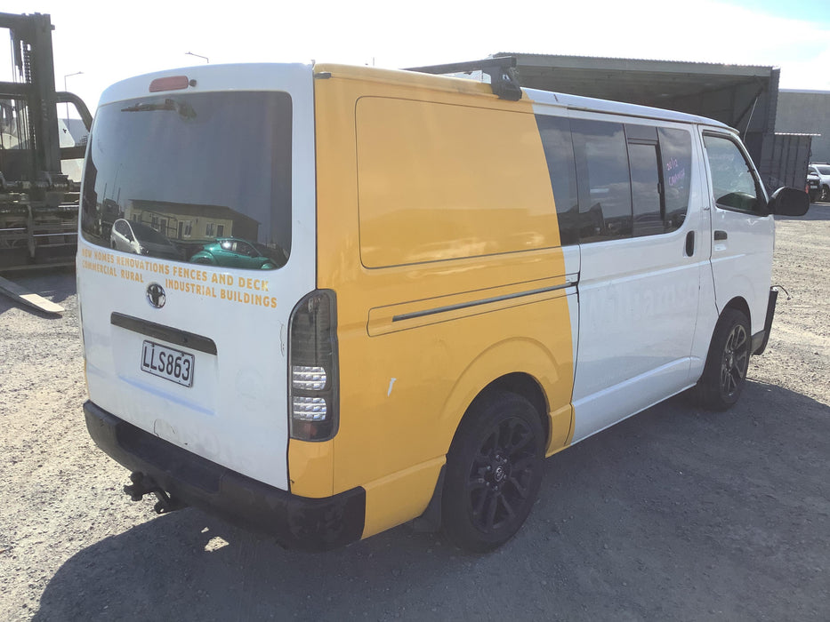 2005 Toyota Hiace 2.5TDZL  4732 - Used parts for sale