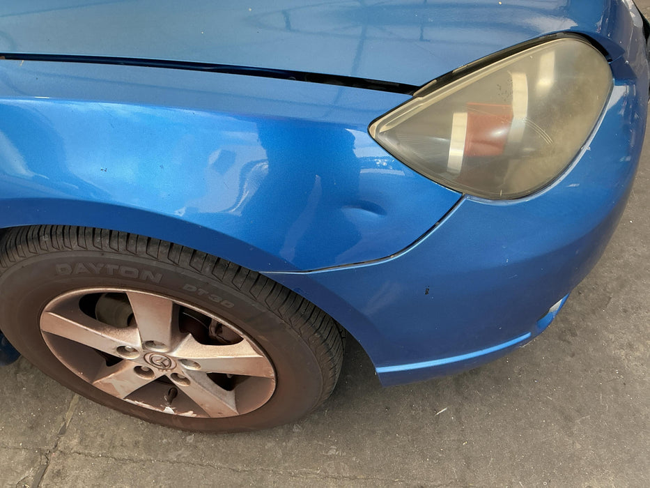 2004 Mazda Axela   6070 - Used parts for sale