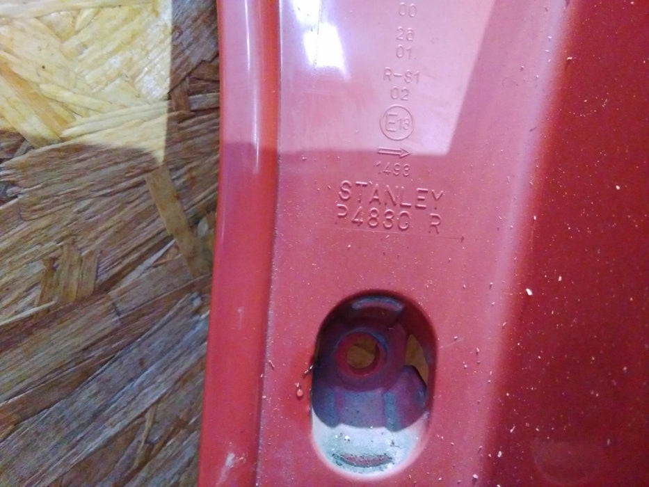 Mazda Premacy Premacy  Right Taillight