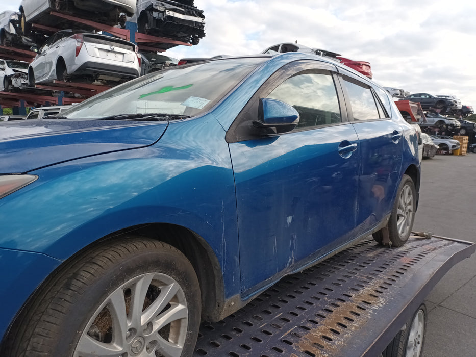 2011 Mazda 3 Axela Bl  5423 - Used parts for sale