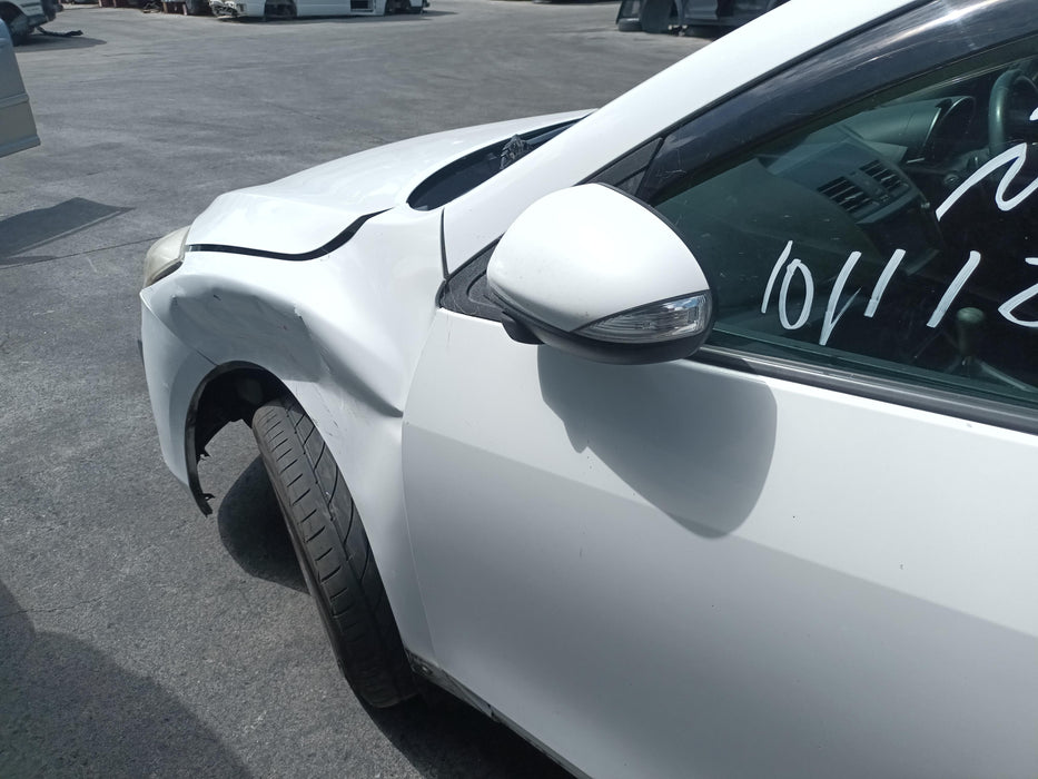 2011 Mazda Axela   5893 - Used parts for sale