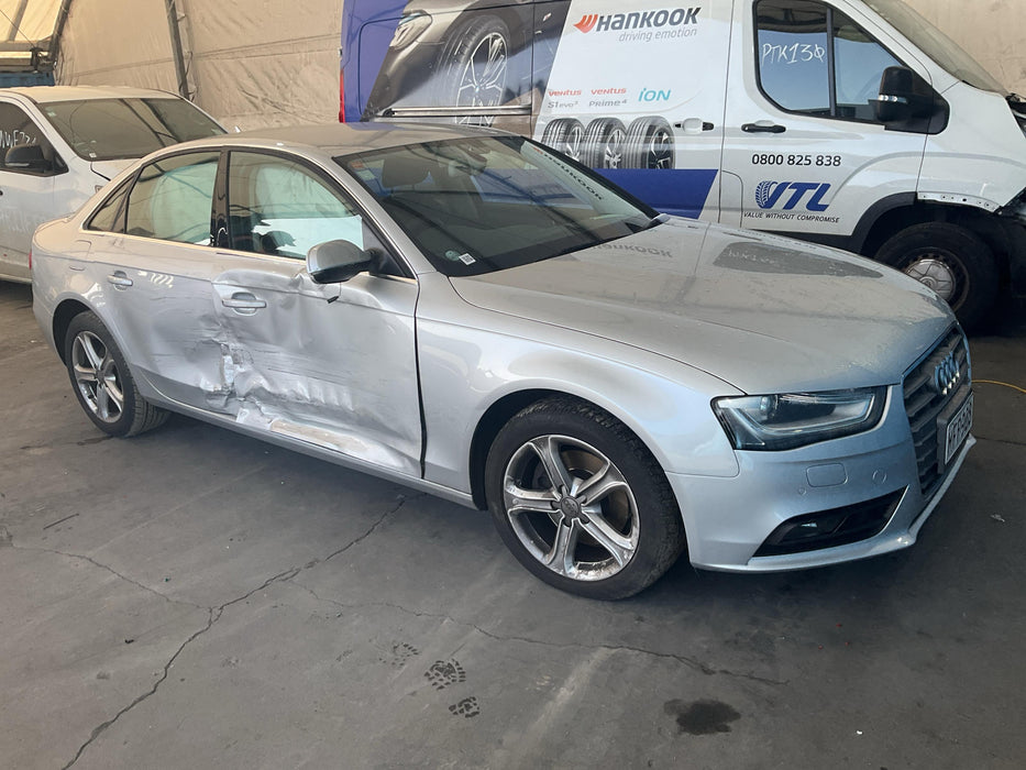 2014, Audi, A4, WAUZZZ8K2EA085199