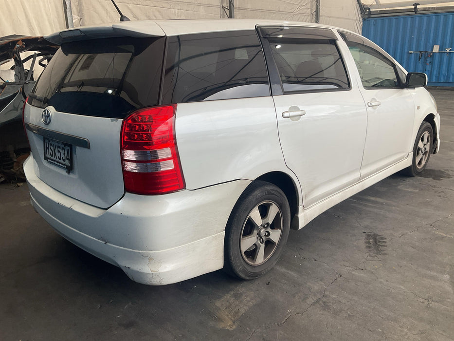 2004 Toyota Wish LTD  5256 - Used parts for sale