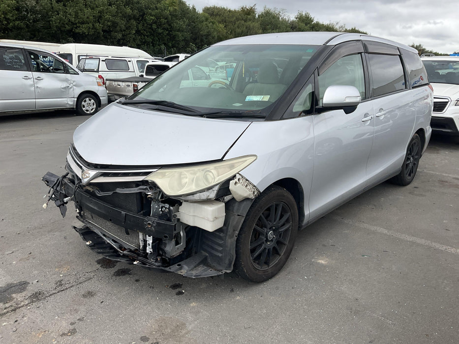 2006 Toyota Estima   5235 - Used parts for sale