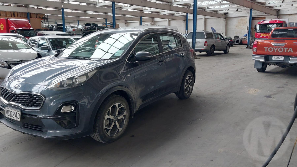 2019 Kia Sportage LX 2.0D/4WD/8AT  5109 - Used parts for sale