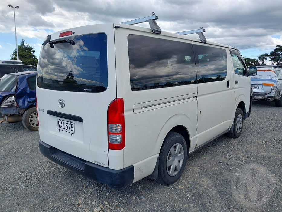2013 Toyota Commuter  V H200 5909 - Used parts for sale