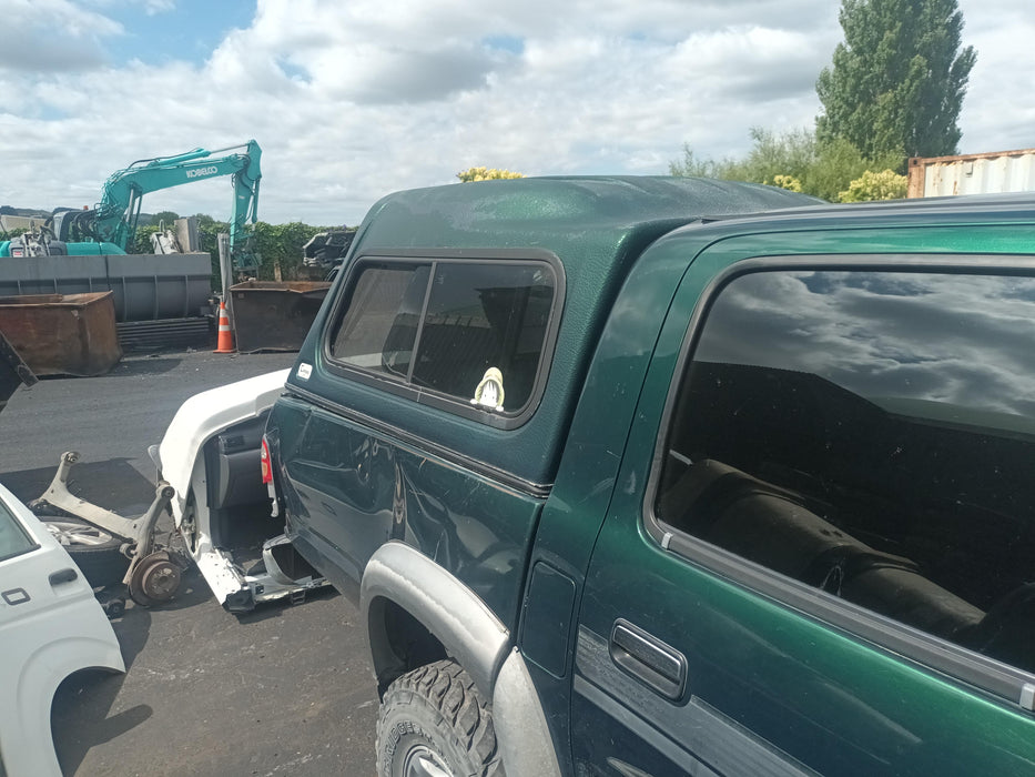 2004 Toyota Hilux 3.4P V6 4WD SR5 DCAB  5816 - Used parts for sale