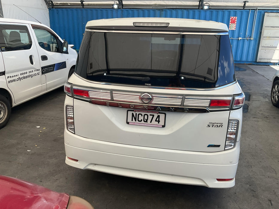 2013 Nissan Elgrand  E52 6076 - Used parts for sale