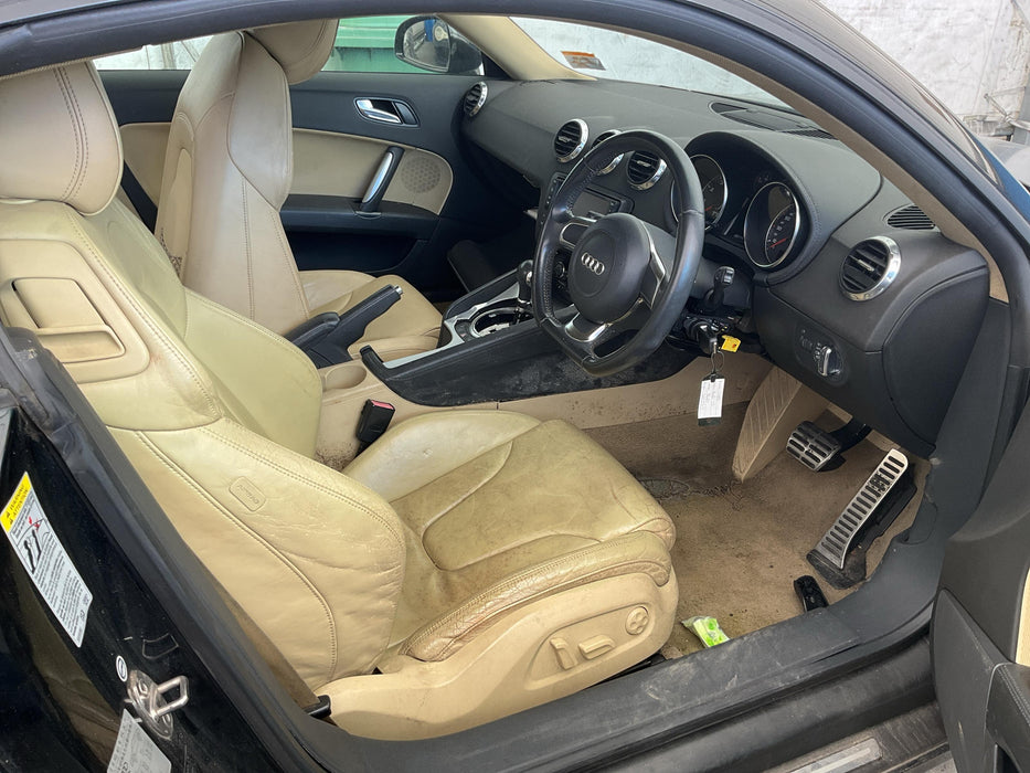 2006 Audi Tt   4010 - Used parts for sale