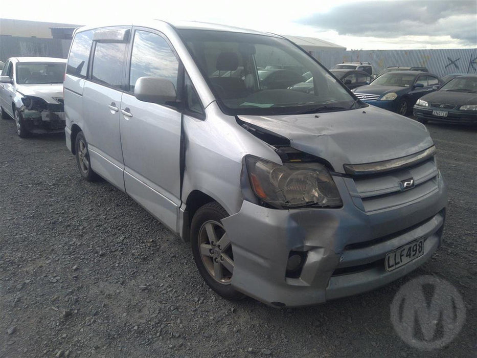 2005, Toyota, Noah, AZR60-0408379