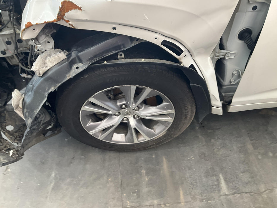 2015 Toyota Highlander GXL 3.5P/4WD/6AT/SW/  5186 - Used parts for sale