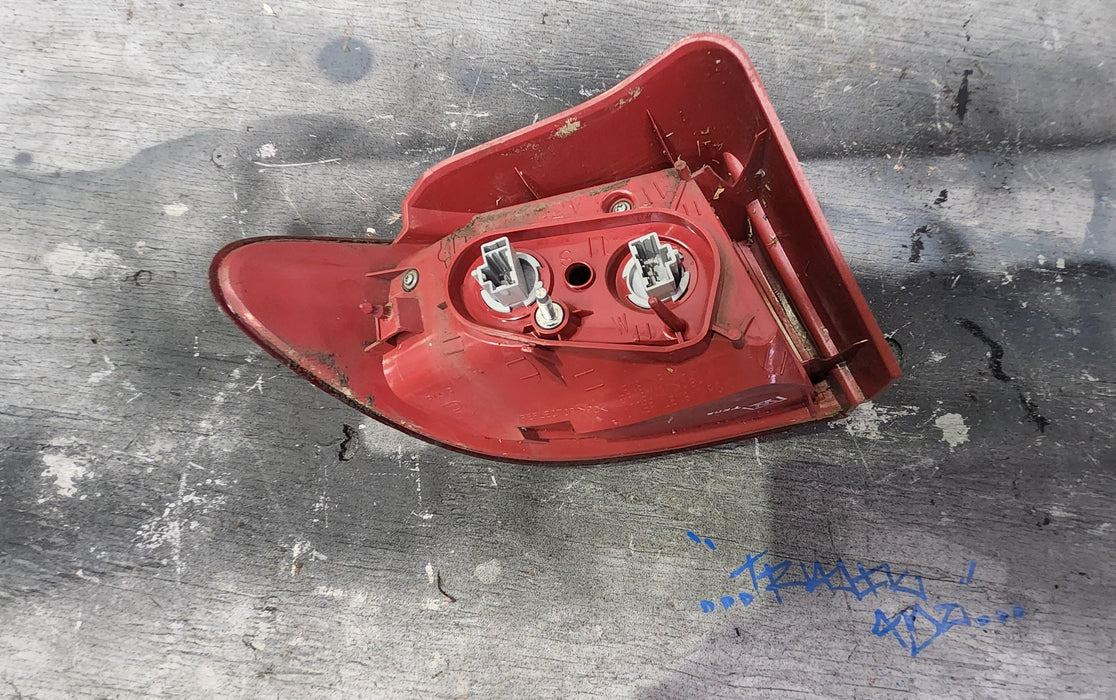 2005 Mazda 2 DY 2 Right Taillight