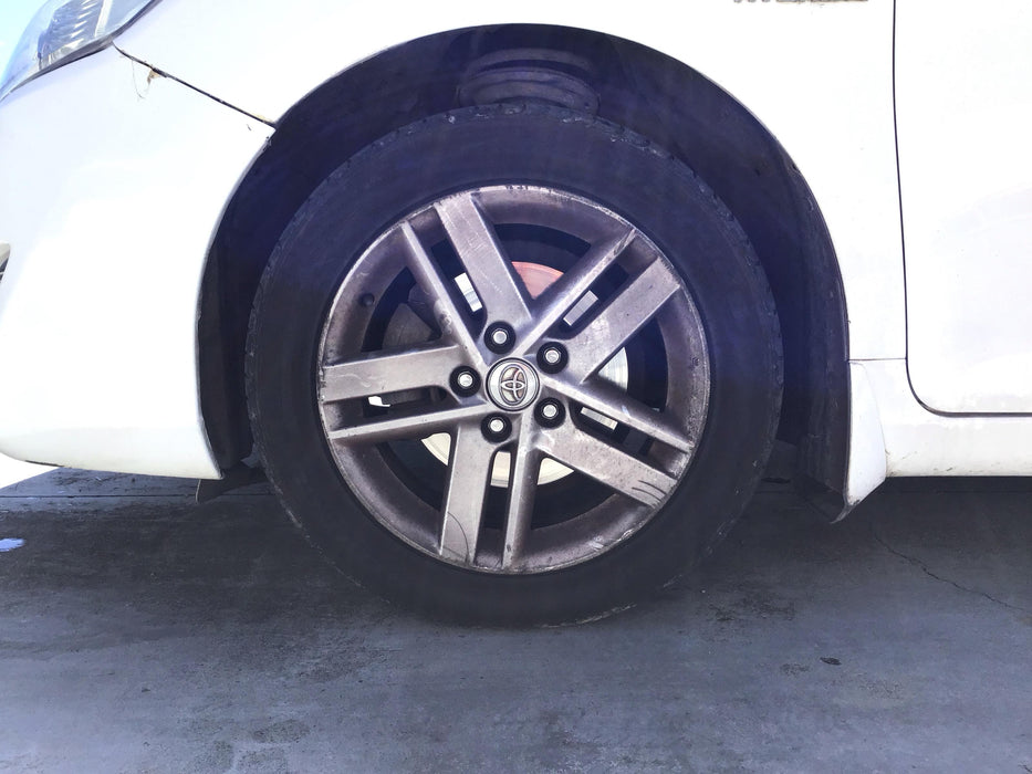 2015 Toyota Camry Hybrid XV50 5822 - Used parts for sale
