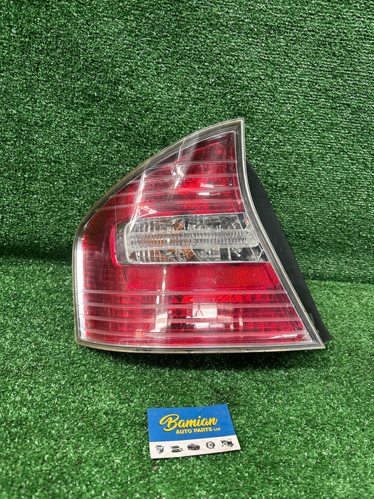 49139 2005 Subaru Legacy GT IV BL Left Taillight