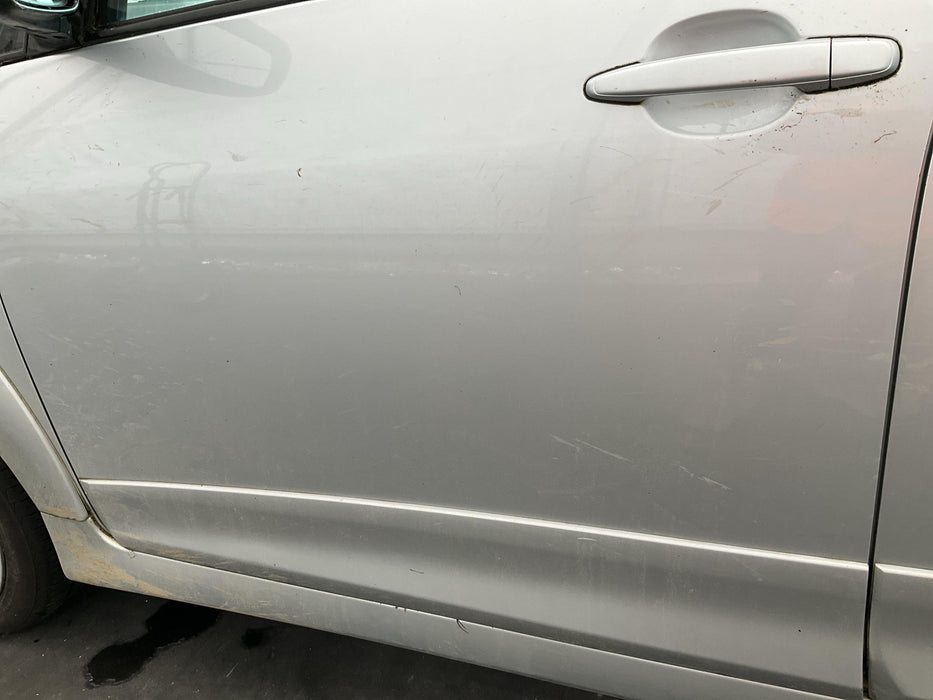 2004 Toyota Wish   5609 - Used parts for sale