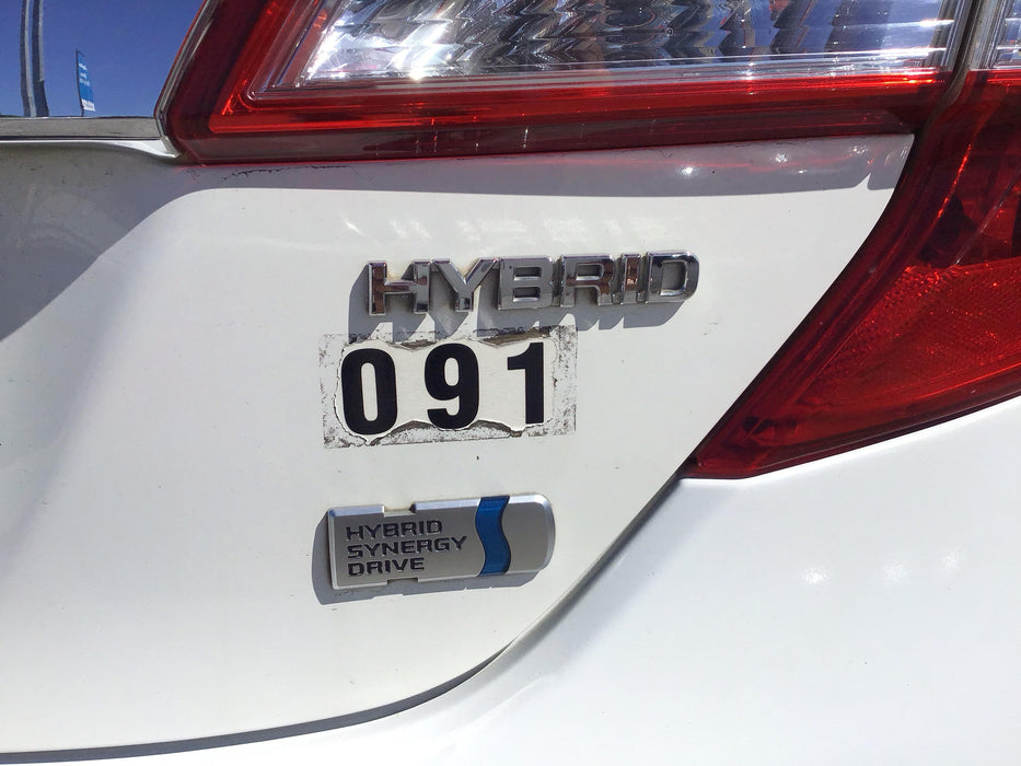 2015 Toyota Camry Hybrid XV50 5822 - Used parts for sale