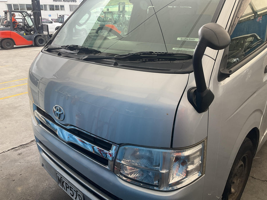 2013 Toyota Hiace  V H200 6224 - Used parts for sale