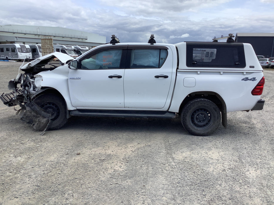 2018, Toyota, Hilux, SR TD DC 2.8D/4WD/6A