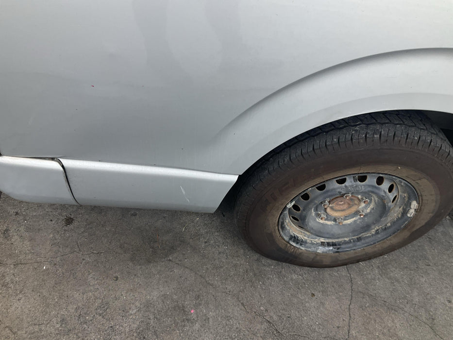 2013 Toyota Hiace  V H200 6224 - Used parts for sale