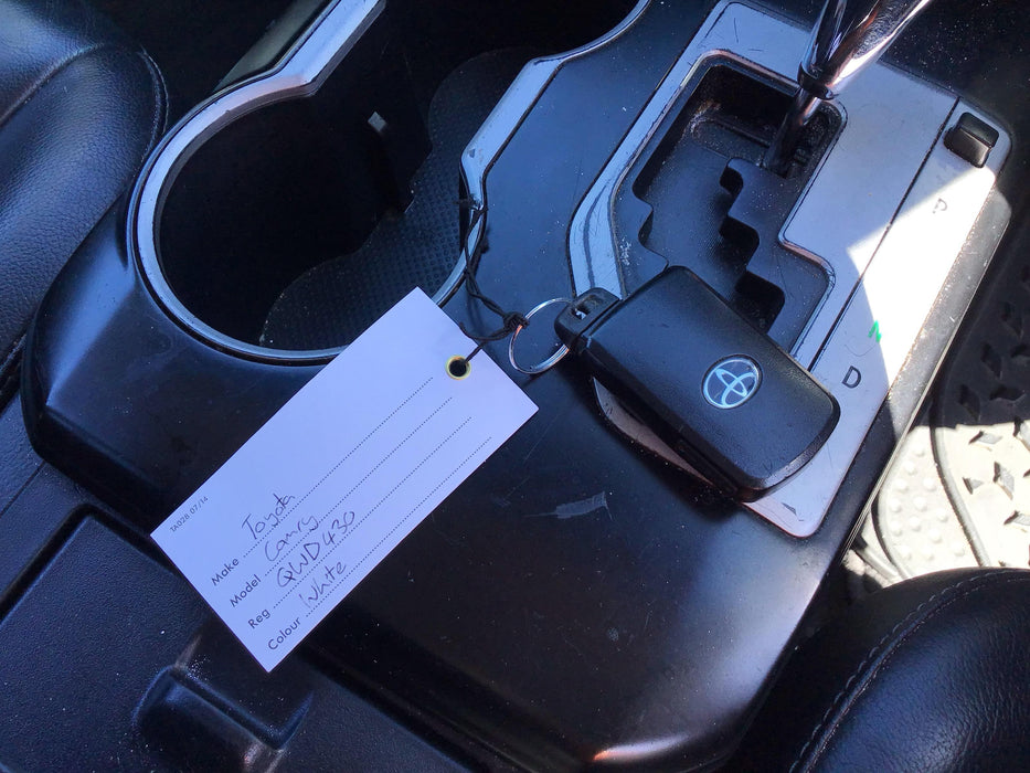2015 Toyota Camry Hybrid XV50 5822 - Used parts for sale