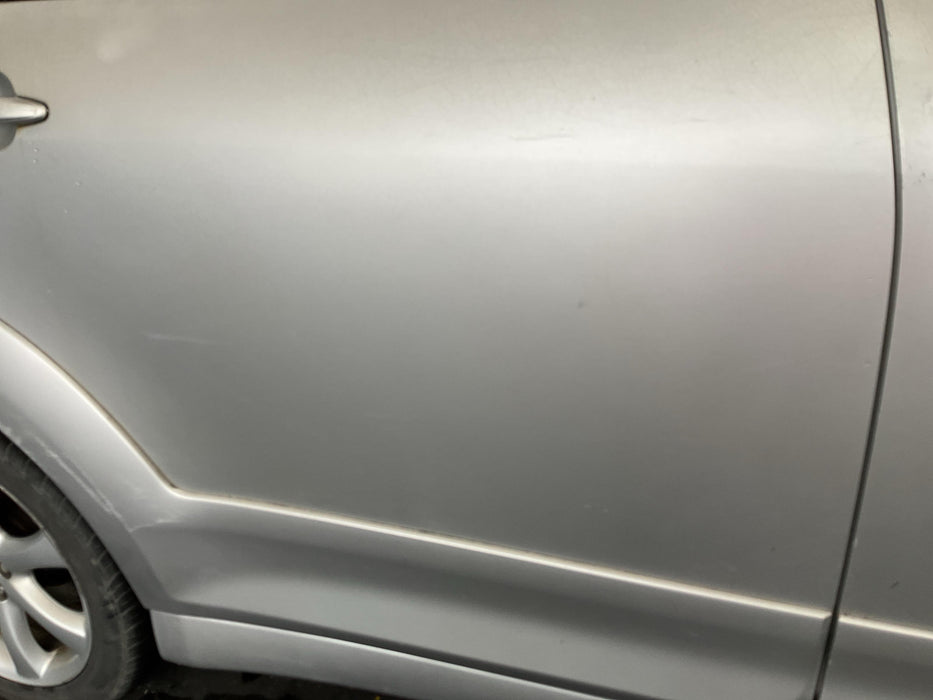 2004 Toyota Wish   5609 - Used parts for sale