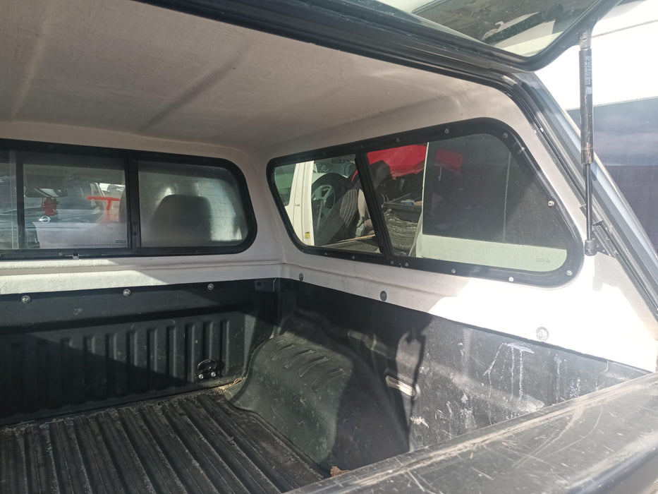 2021 Nissan Navara SL 2.3D/7AT  5017 - Used parts for sale