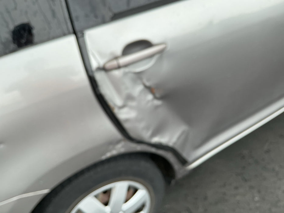 2005 Toyota Wish Hi E10 6033 - Used parts for sale